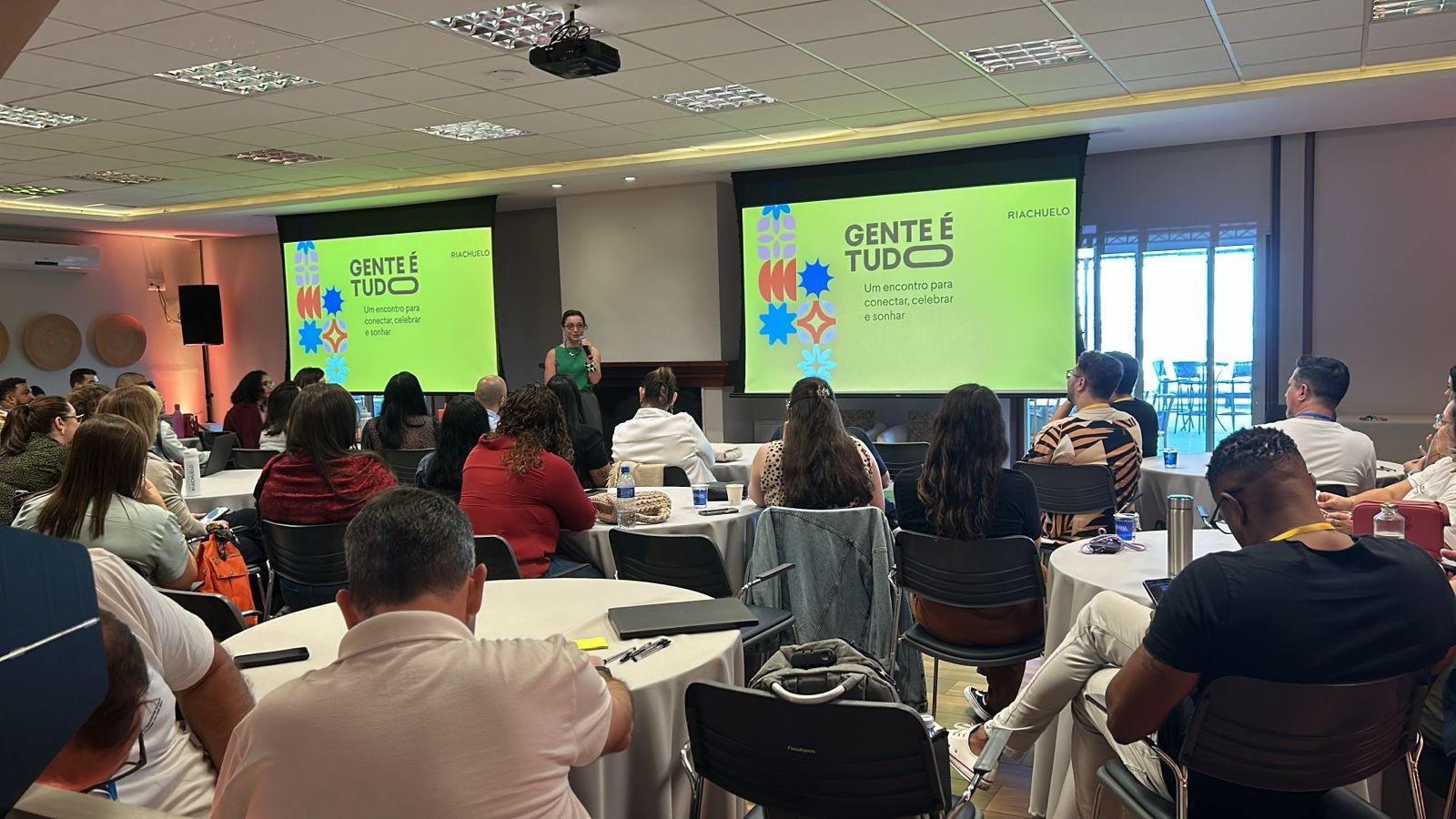 Aluguel De Projetor - Aluguel De PAINEL DE LED | LOCAÇÃO PARA COPA DO MUNDO E FEIRAS GRANDES EM 2026