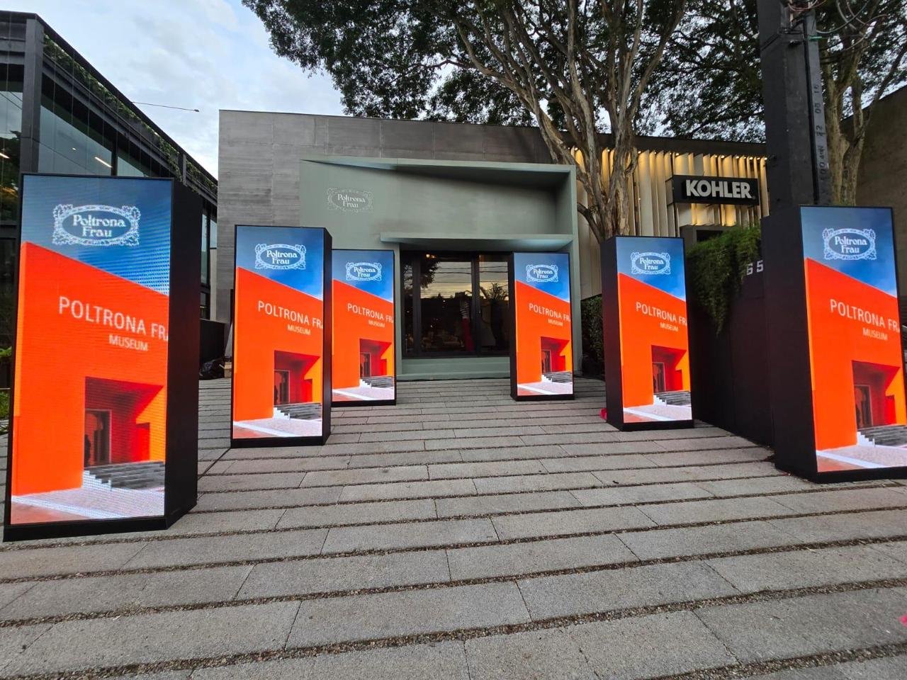 Totem interativo para eventos - Catálogos, quiz, fotos, games -ALUGUEL DE TOTEM INTERATIVO COM Gamificação para empresas EM FORTALEZA 2026