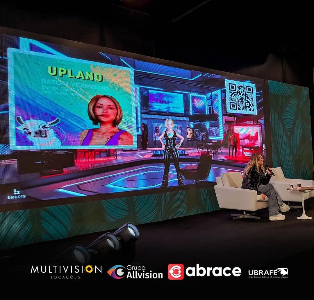 Aluguel de Painel de LED Gigante, Totem Interativo Digital e Monitores Holográficos para Feiras e Eventos em Fortaleza