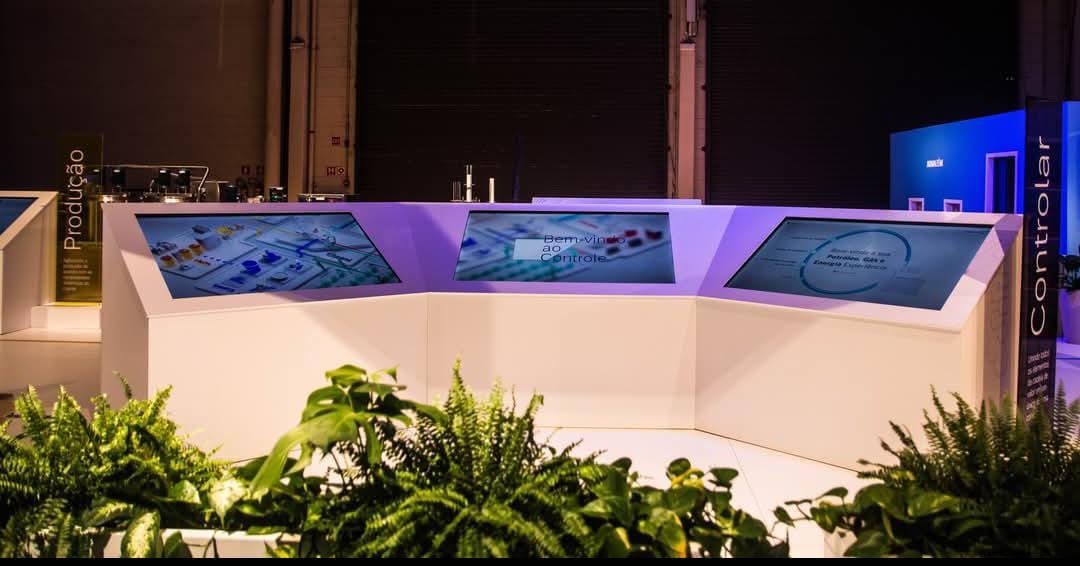 Locação Totem Touch Screen-luguel de totem touch screen-Aluguel de tvs touch screen Painel de Led EM 2026 Gamificação Para Eventos - Atração Para Seu Evento