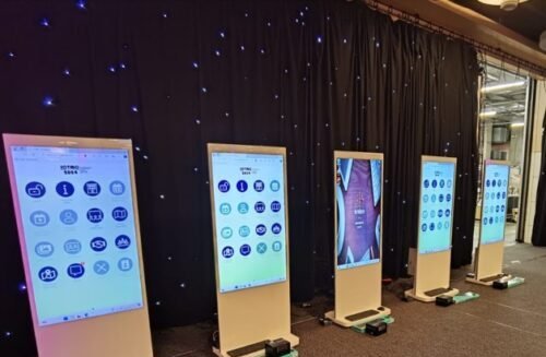 Aluguel e Venda de Painéis LED Indoor e Outdoor, Totem Touch Screen, Telas de Grande Formato e Projetor para Convenções, Eventos Corporativos e Palestras em Fortaleza e Cascavel-CE | Fórum Ceará de Negócios 2026